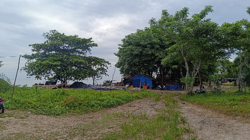 Pondok milik warga pendatang. Foto: Rizki Ramadhani.