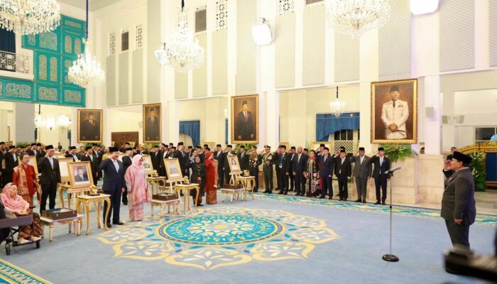 Daftar 10 Pahlawan Nasional yang Baru Ditetapkan Presiden