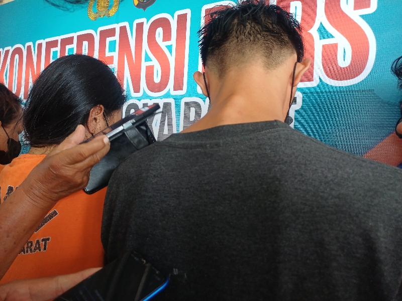 EG saat diamankan polisi. Foto: Ist.