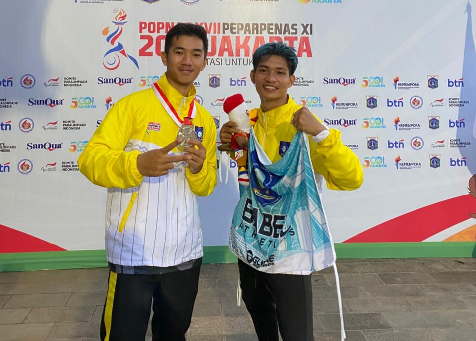 Tommy Mahdali dan Glen. Foto: Ist.