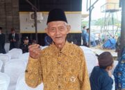 Parta saat upacara Hari Pahlawan. Foto: Rizki Ramadhani.