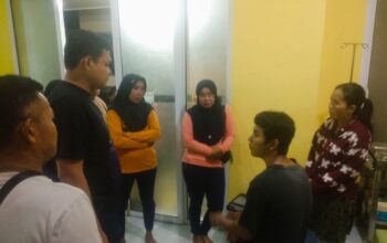 Ayah Tiri Ngamuk, Pemuda Babar Ditusuk Hingga Luka Serius