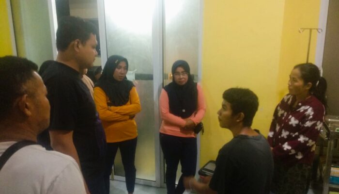 Ayah Tiri Ngamuk, Pemuda Babar Ditusuk Hingga Luka Serius