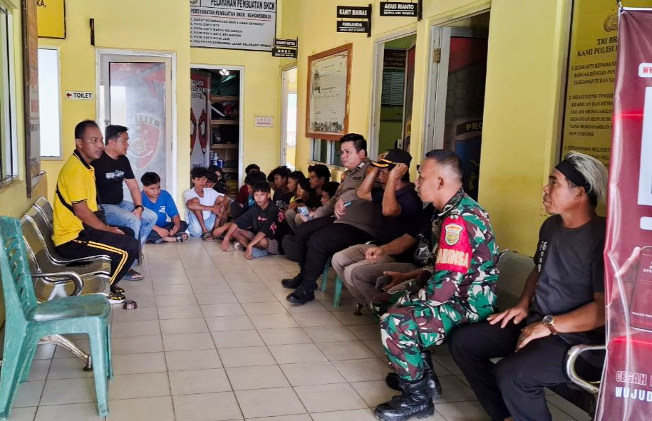 Mediasi di Polsek Simpang Teritip. Foto: Humas