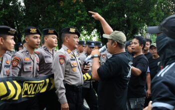 Simulasi demontrasi Polda Bangka Belitung. Foto: Humas