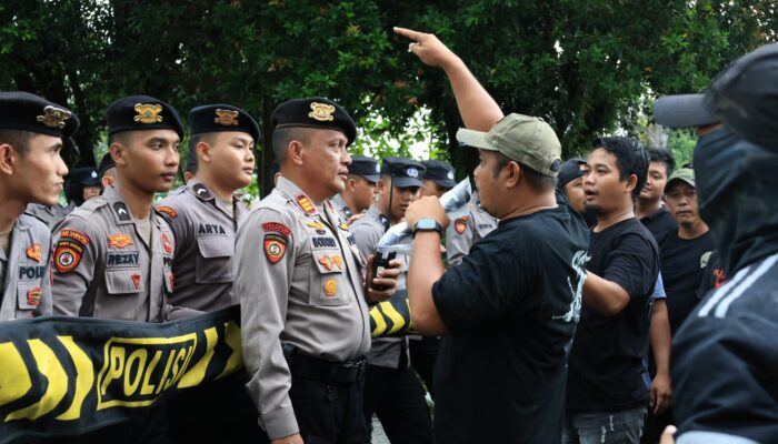 Polda Babel Gelar Simulasi Penanganan Unjuk Rasa di Penutupan Apel Kasatwil 2025