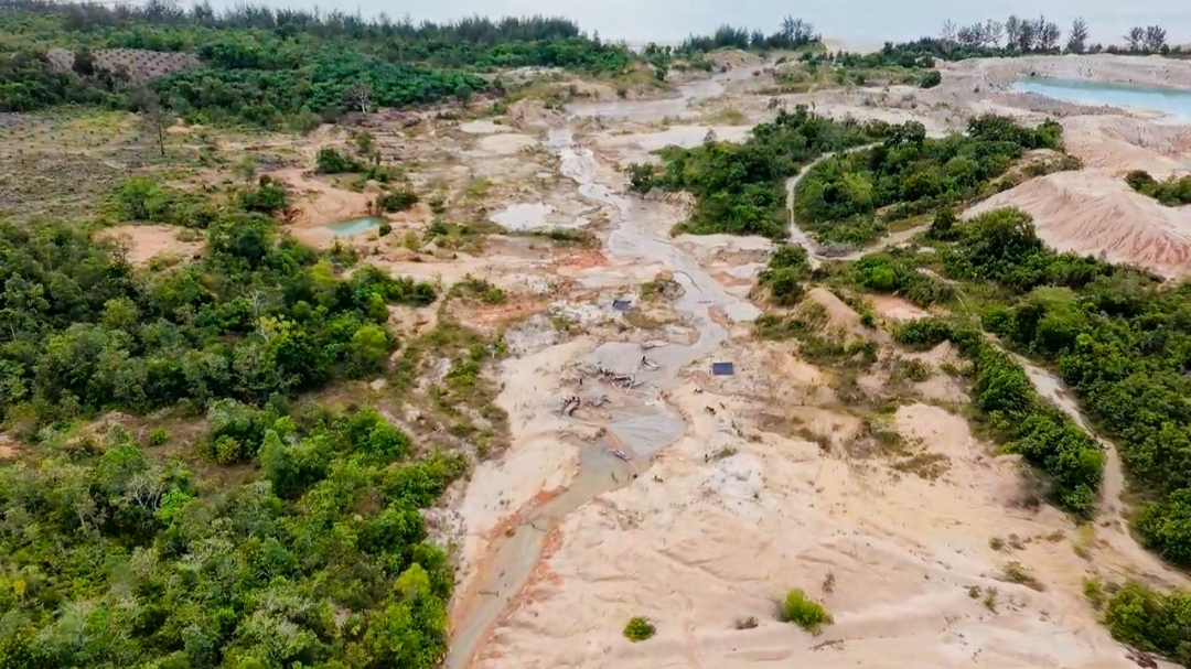 Tambang Timah Hajar DAS Air Putih. Foto: Rizki R
