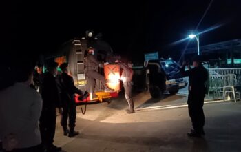 Evakuasi bom granat. Foto: Rizki Ramadhani