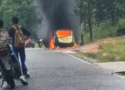 Mobil Avanza Terbakar di Jalan Raya Kimjung Parittiga 