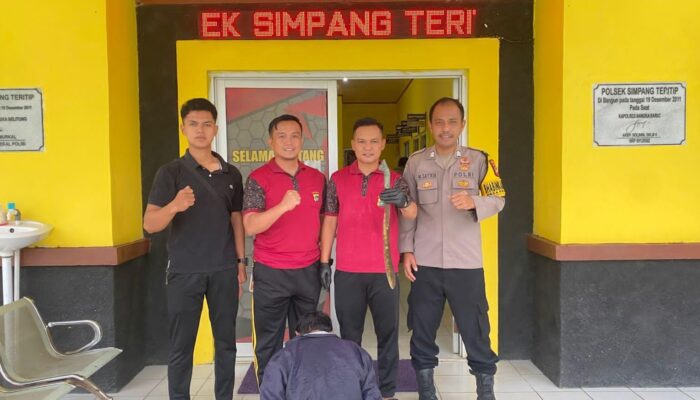 Polisi Bekuk Pelaku KDRT di Babar, Istri Disayat Parang