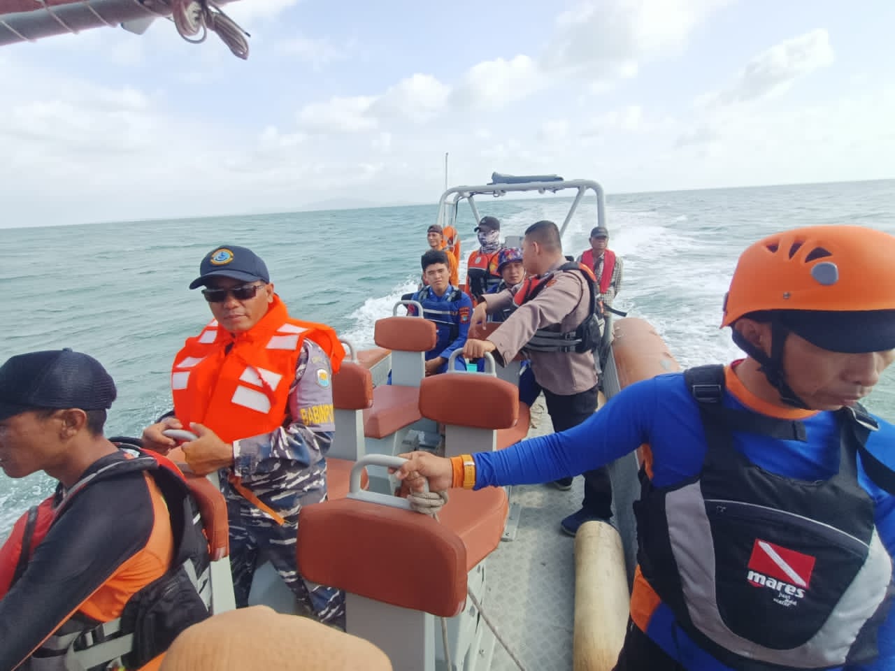 Pencarian nelayan atas nama Adnan. Foto: Istimewa.