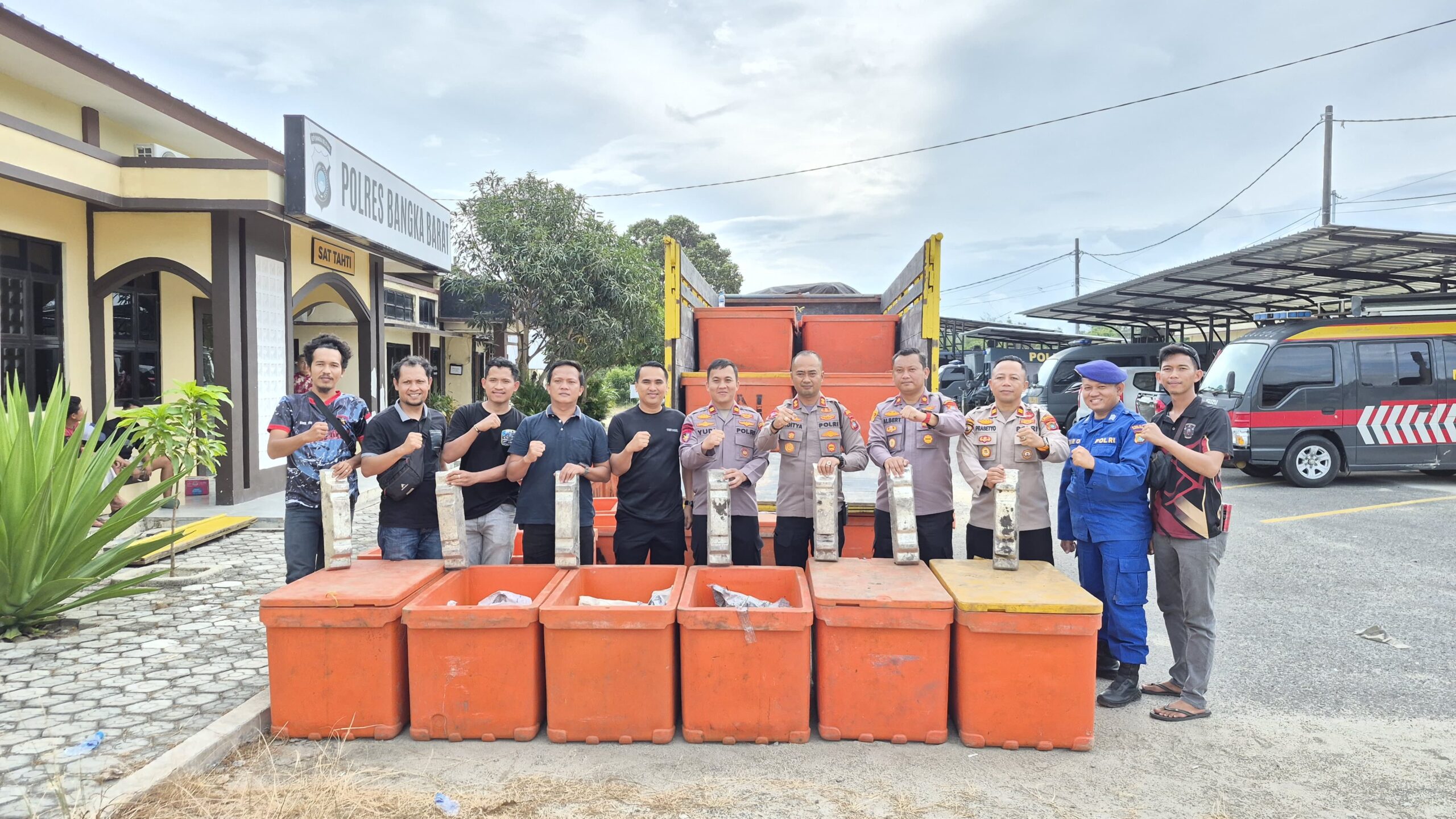 Polres Bangka Barat menggagalkan penyelundupan timah di Pelabuhan Tanjung Kalian. Foto: Istimewa.