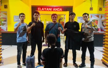 Tersangka kasus pencurian diamankan Polsek Simpang Teritip. Foto: Istimewa.