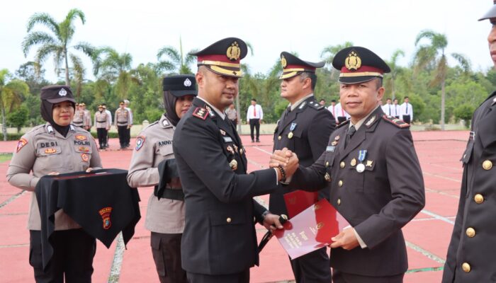 94 Personel Polres Babar Terima Satya Lencana dari Presiden Prabowo