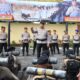 Irjen Pol. Viktor Sihombing memberikan arahan ke bintara remaja. Foto: Istimewa.