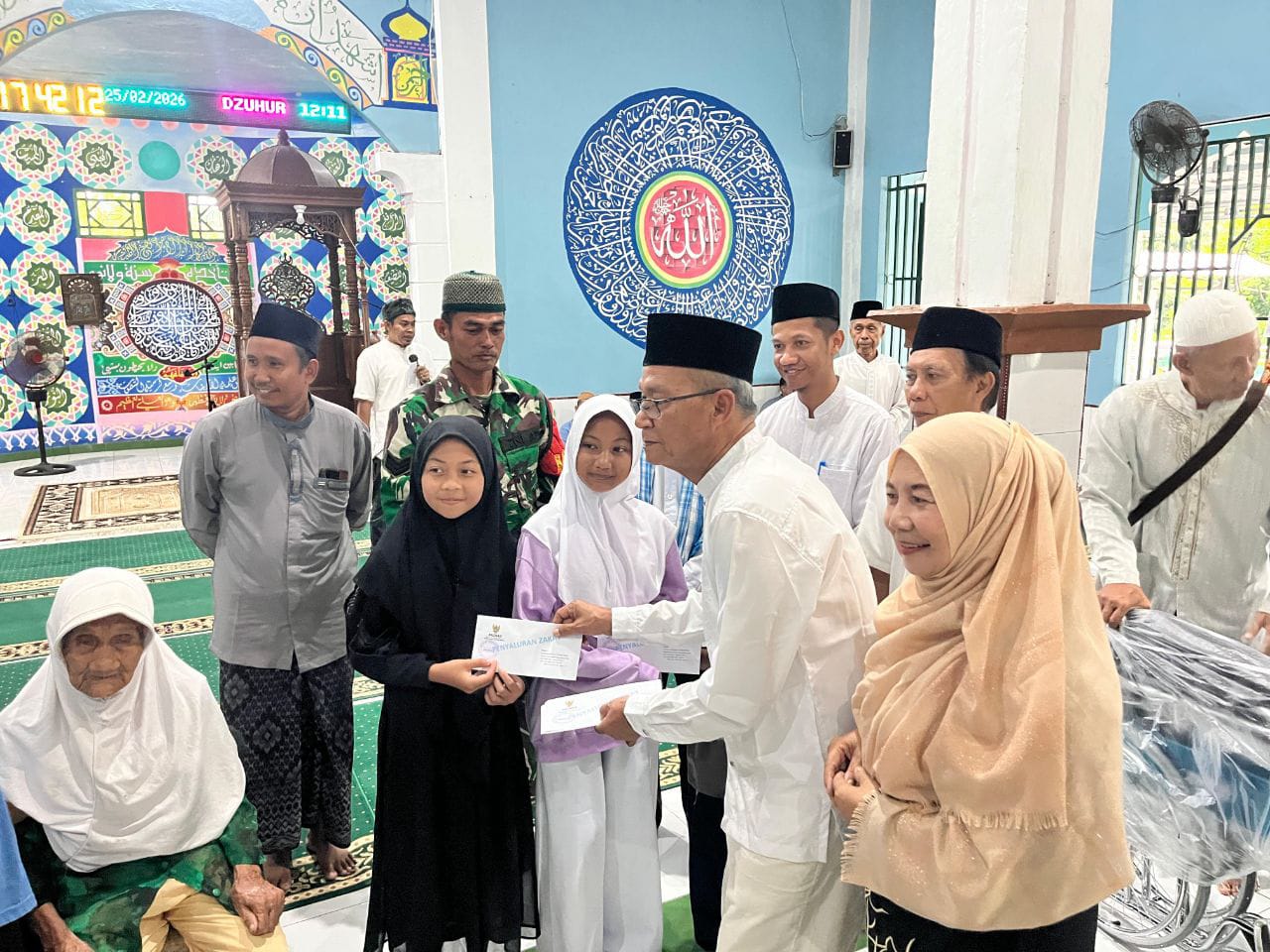 Safari Ramadhan 1447, Yus Derahman Ajak Masyarakat Dukung UMKM Desa Sinar Surya. Foto: HYS