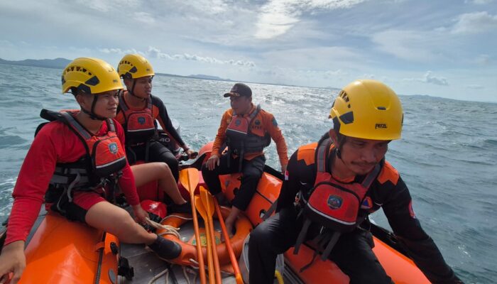 Tim Gabungan Cari Nelayan yang Hilang di Perairan Karang Berindu