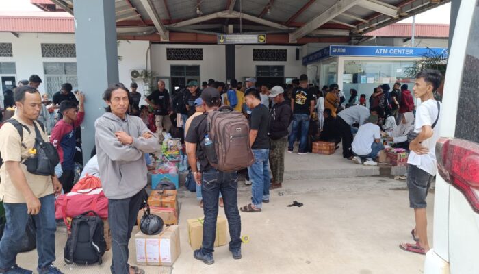 Ribuan Penumpang Sudah Menyeberang dari Pelabuhan Tanjung Kalian