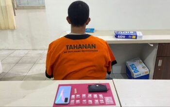 Peredaran sabu 4,48 gram terbongkar, pria 40 tahun diamankan polisi. Foto: Istimewa.