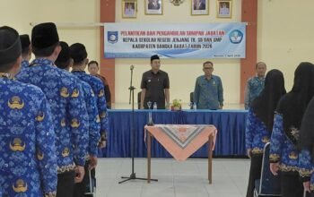 Markus lantik 144 guru atau ASN di Bangka Barat. Foto: Istimewa.