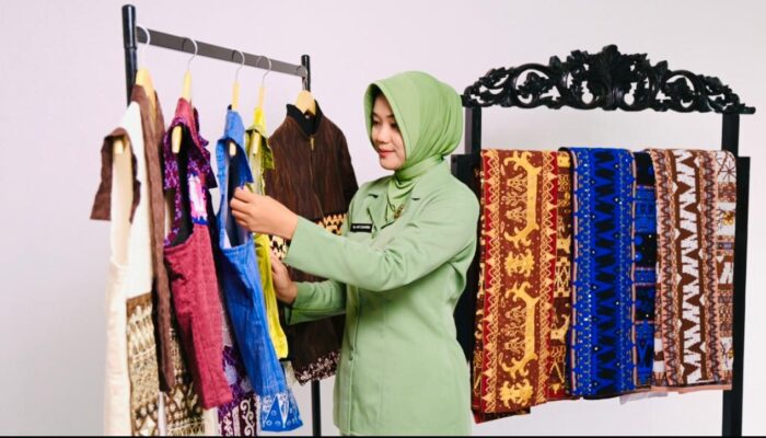 Persit Sriwijaya Kenalkan Produk Lidi Nipah hingga RD Songket di Pameran Nasional