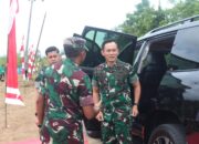 Pangdam II Sriwijaya, Mayjen TNI Ujang Darwis saat kunker ke Bangka Barat disambut Dandim 0431/BB. Foto: Istimewa.