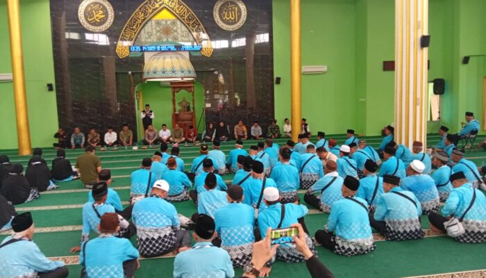130 Calon Jemaah Haji Babar Diberangkatkan ke Tanah Suci