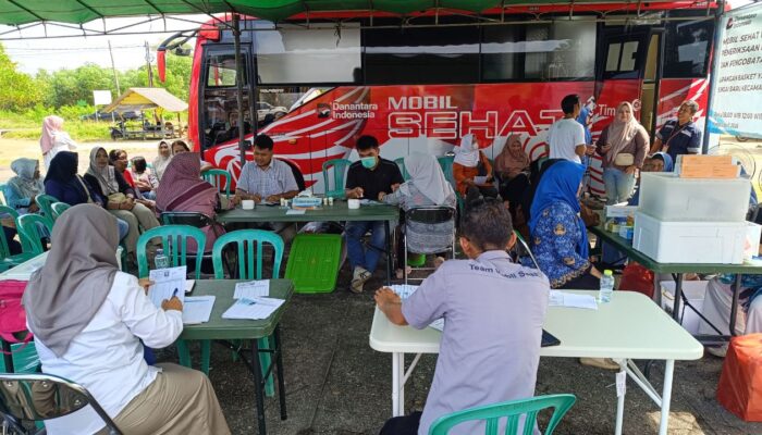 Mobil Sehat PT Timah Layani Warga Mentok