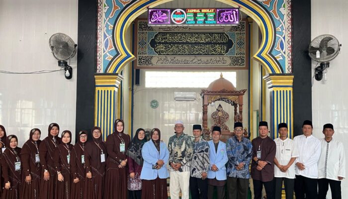 Yus Derahman Buka Munaqosyah TKA/TPA Tempilang, Tekankan Pembentukan Generasi Berakhlak