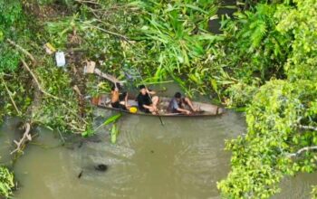 Pencarian nelayan hilang di Sungai Sirih Bangka Selatan. Foto: Istimewa.