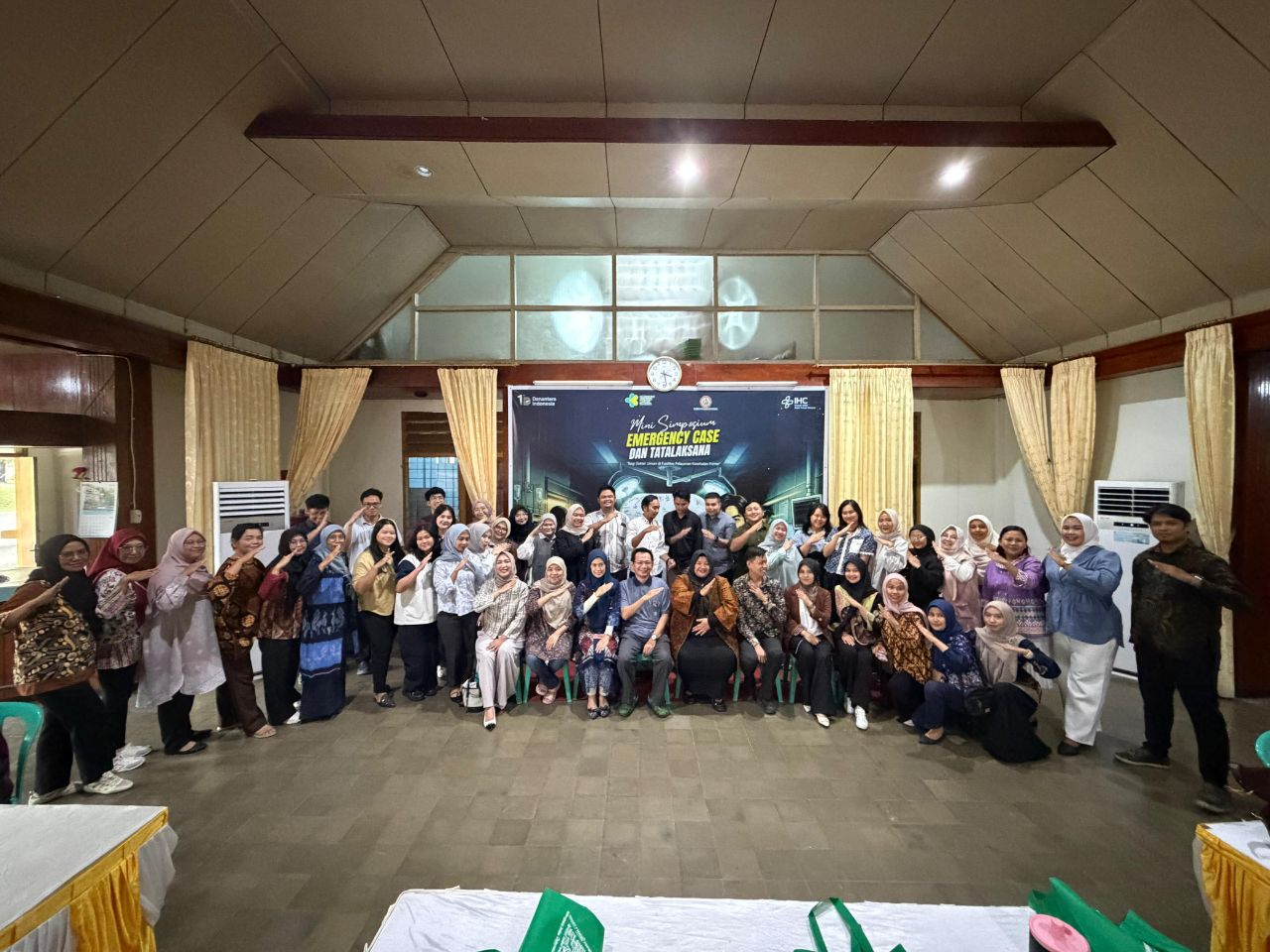 Mini Simposium Emergency Case RSBT Mentok tingkatkan kompetensi dokter umum. Foto: Ist.