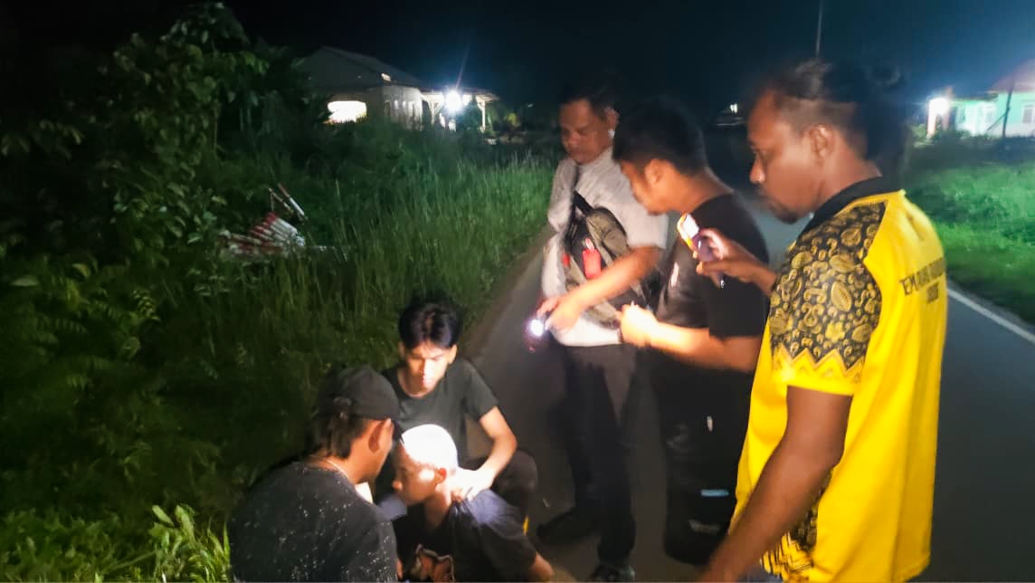 Pengedar sabu ditangkap Polsek Tempilang. Foto: Istimewa.