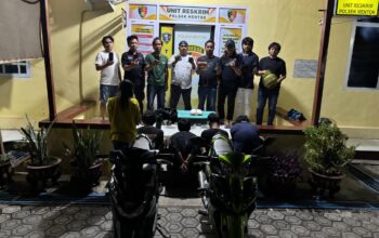 Polsek Mentok meringkus komplotan pencuri spesialis rumah kontrakan. Foto: Istimewa.