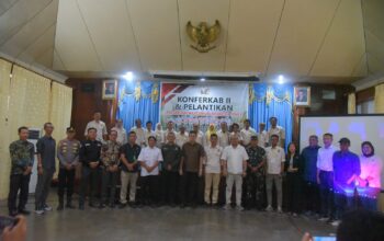 Markus bersama jajaran pengurus PWI Bangka Barat 2026-2029. Foto: Istimewa.