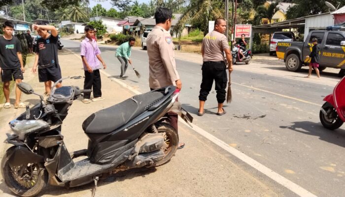 Tabrakan Motor di Depan SMP Simpang Teritip, 1 Pengendara Tewas