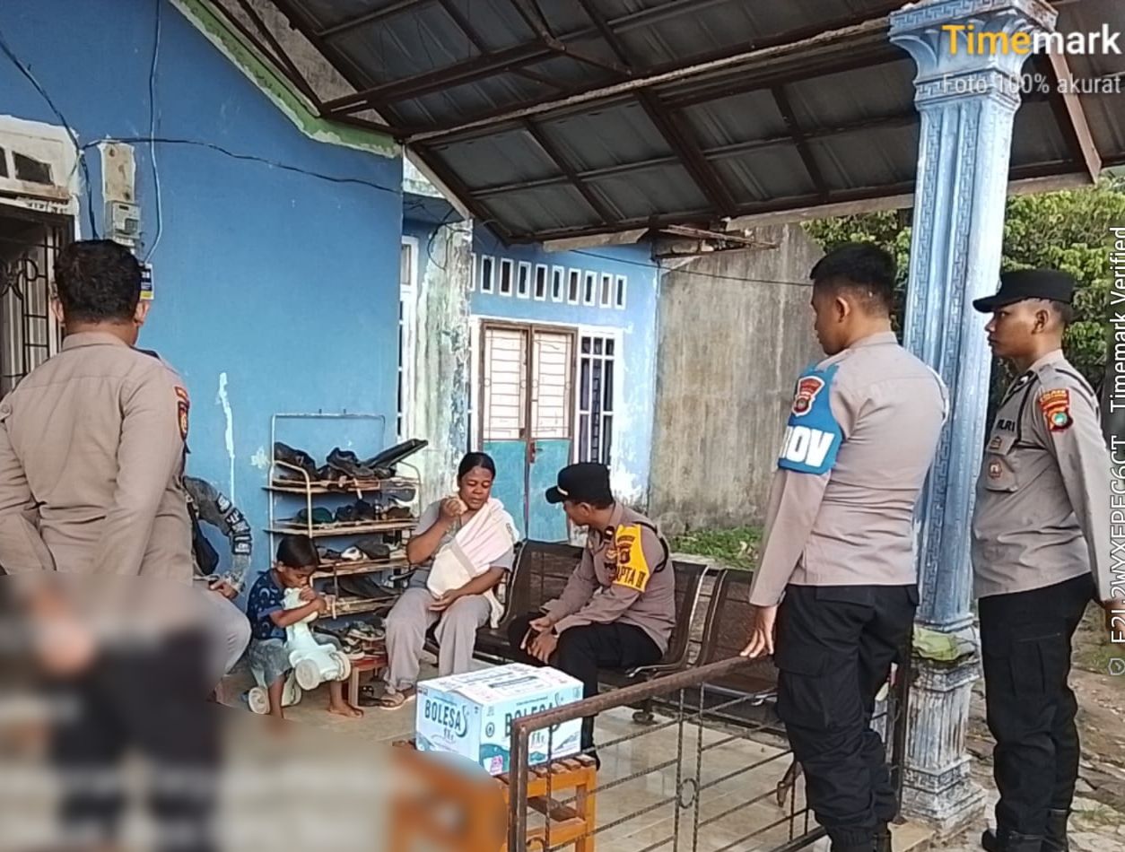 Anggota Polres Babar saat mendatangi TKP. Foto: Istimewa.