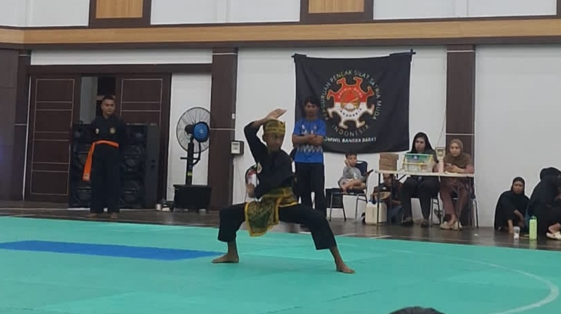 Abrisam Alkhalifi raih emas di Kejurda Pencak Silat SMI Timah Cup 2026. Foto: Istimewa.