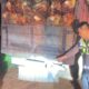 Anggota Satlantas Polres Babar, Bripka Fahri Indrawan saat mendatangi TKP. Foto: Istimewa.