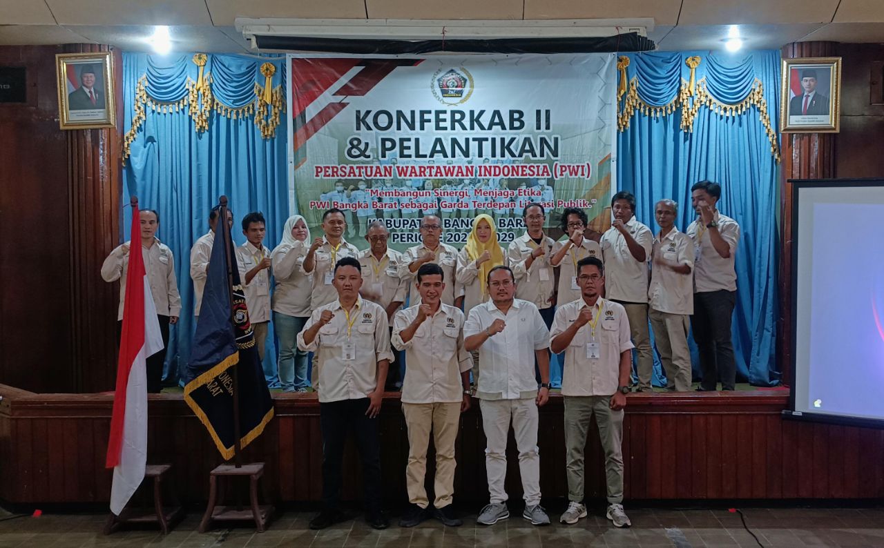 Jajaran pengurus PWI Bangka Barat 2026-2029. Foto: Istimewa.