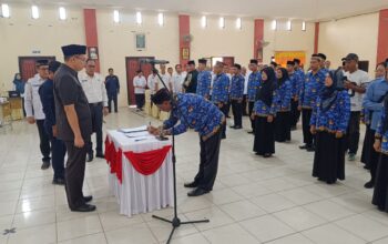Pelantikan pejabat Pemkab Bangka Barat, Rabu (10/6). Foto: Rizki Ramadhani.