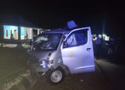Mobil yang terlibat lakalantas di Simpang Teritip. Foto: Istimewa.