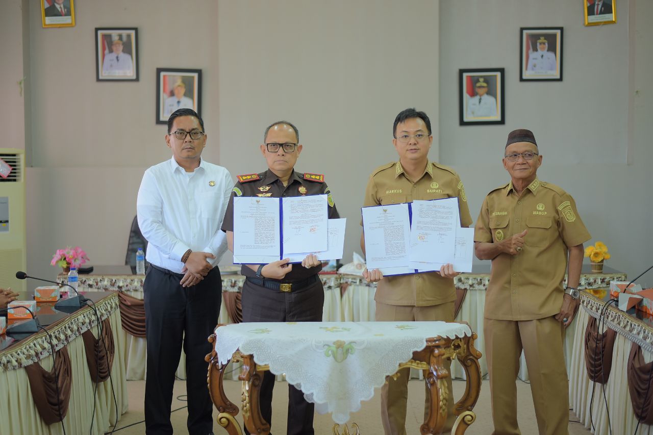 Kerjasama Kejari dan Pemkab Babar. Foto: Dyanpotret.