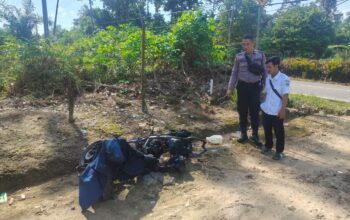 Motor terbakar di Berang. Foto: Istimewa.