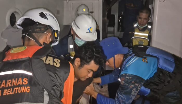 Alami Sesak Nafas, ABK Kapal Tanker MT Alejandro Dievakuasi Tim Gabungan