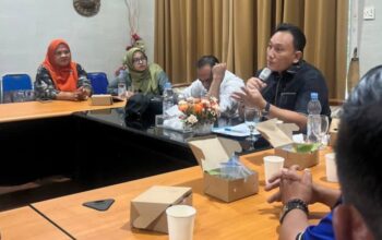 Rapat DPRD Babel mengenai IUP timah. Foto: Istimewa.