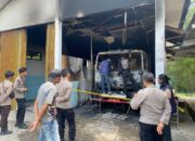 Polres Babar selidiki penyebab kebakaran mobil damkar. Foto: Istimewa.