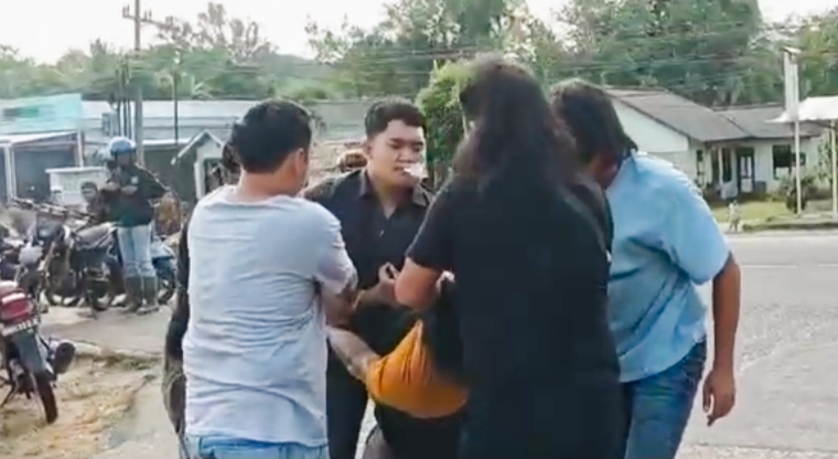 Buronan pencurian yang ditangkap Tim Macam Putih dan Meriam. Foto: Istimewa.