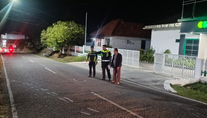 Polisi Selidiki Penyebab Kecelakaan yang Tewaskan Pengendara Motor di Mentok