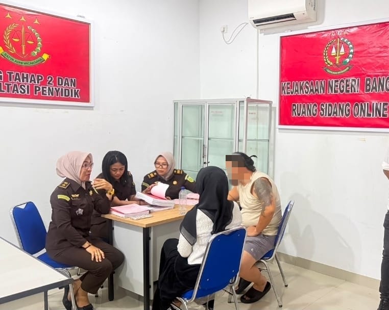 Pelimpahan berkas AK. Foto: Istimewa.