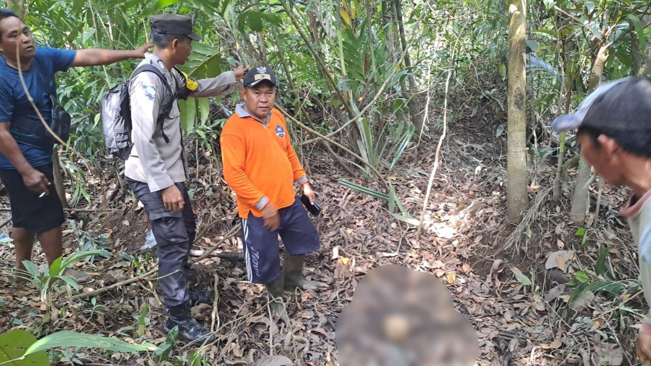 Penemuan benda diduga tengkorak manusia. Foto: Istimewa.